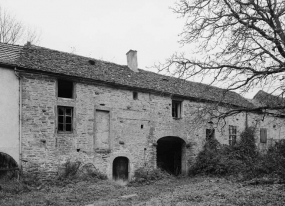 Vue d'ensemble de la maison sise parcelle 502, section C2 du cadastre de 1948. © Région Bourgogne-Franche-Comté, Inventaire du patrimoine