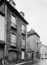 Façade principale, vue de 3/4 gauche. © Région Bourgogne-Franche-Comté, Inventaire du patrimoine