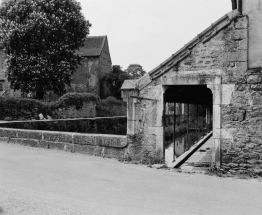 Mur droit. © Région Bourgogne-Franche-Comté, Inventaire du patrimoine