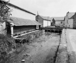 3/4 gauche. © Région Bourgogne-Franche-Comté, Inventaire du patrimoine