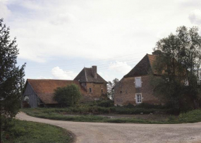 Vue d'ensemble prise du nord-est. © Région Bourgogne-Franche-Comté, Inventaire du patrimoine