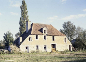 Vue de trois-quart gauche. © Région Bourgogne-Franche-Comté, Inventaire du patrimoine