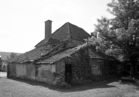 Logis, élévation postérieure. © Région Bourgogne-Franche-Comté, Inventaire du patrimoine