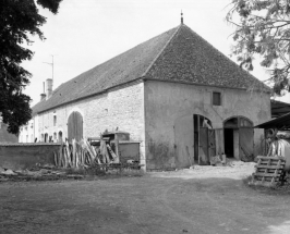 Bâtiment des dépendances. © Région Bourgogne-Franche-Comté, Inventaire du patrimoine