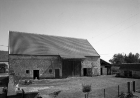 Ferme (1980 AO 23) : dépendances. © Région Bourgogne-Franche-Comté, Inventaire du patrimoine