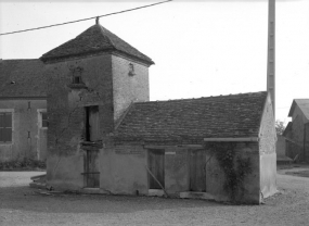 Colombier et porcheries. © Région Bourgogne-Franche-Comté, Inventaire du patrimoine