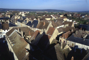 Ilôt entre la rue de l'Eglise et la Grande Rue. Vue prise depuis le clocher de l'église Saint-Léger © Région Bourgogne-Franche-Comté, Inventaire du patrimoine