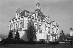 L'hôtel de ville de Montceau-les-Mines vu depuis le Sud (façade postérieure). © Région Bourgogne-Franche-Comté, Inventaire du patrimoine