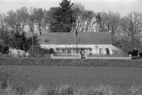 Les logements ouvriers de l'usine de céramique de la Valteuse, vus depuis le sud. © Région Bourgogne-Franche-Comté, Inventaire du patrimoine