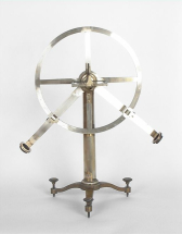 instrument de mesure des angles de réfraction © Région Bourgogne-Franche-Comté, Inventaire du patrimoine