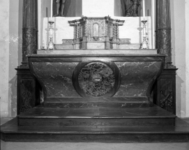 Autel et tabernacle. © Région Bourgogne-Franche-Comté, Inventaire du patrimoine