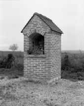 Vue d'ensemble. La statue du saint, volée en 1983, a été remplacée par une copie réalisée par Marc Desgoutte. © Région Bourgogne-Franche-Comté, Inventaire du patrimoine