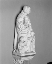 Groupe sculpté : Marie Salomé, de trois-quarts. © Région Bourgogne-Franche-Comté, Inventaire du patrimoine