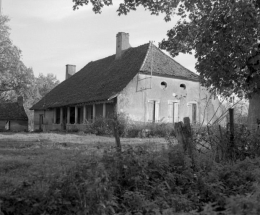 Logis : façade et élévation droite. © Région Bourgogne-Franche-Comté, Inventaire du patrimoine