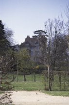 Villa Morin [Morin : cousins de Marguerite Guérin (Mme Boucicaut)] © Région Bourgogne-Franche-Comté, Inventaire du patrimoine