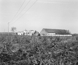 Vue d'ensemble prise de l'ouest. © Région Bourgogne-Franche-Comté, Inventaire du patrimoine