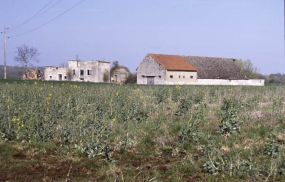 Vue d'ensemble prise de l'ouest. © Région Bourgogne-Franche-Comté, Inventaire du patrimoine