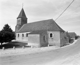 Elévation droite et chevet. © Région Bourgogne-Franche-Comté, Inventaire du patrimoine