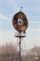 Détail de la partie supérieure. © Région Bourgogne-Franche-Comté, Inventaire du patrimoine