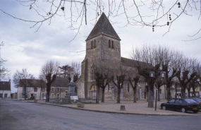 Façade et élévation droite. © Région Bourgogne-Franche-Comté, Inventaire du patrimoine