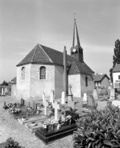 Chevet et élévation gauche. © Région Bourgogne-Franche-Comté, Inventaire du patrimoine