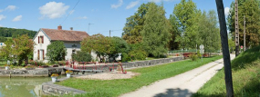 Vue d'ensemble du site d'écluse. © Région Bourgogne-Franche-Comté, Inventaire du patrimoine