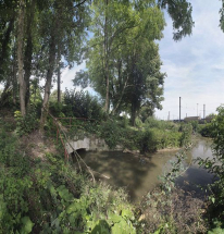 Sortie de l'aqueduc du ruisseau du Préblin et de sa jonction avec la rigole d'évacuation du déversoir. © Région Bourgogne-Franche-Comté, Inventaire du patrimoine