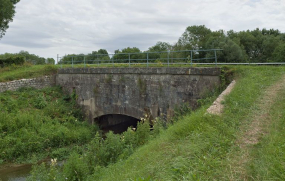 Vue de l'entrée de l'aqueduc. © Région Bourgogne-Franche-Comté, Inventaire du patrimoine