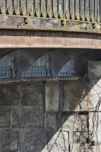 Le pont routier, détail du tablier métallique. © Région Bourgogne-Franche-Comté, Inventaire du patrimoine