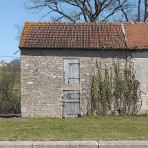 L'annexe de face. © Région Bourgogne-Franche-Comté, Inventaire du patrimoine