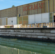 Détail du quai d'embarquement. © Région Bourgogne-Franche-Comté, Inventaire du patrimoine