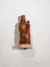Vue d'ensemble de la statue de la Vierge à l'enfant. © Région Bourgogne-Franche-Comté, Inventaire du patrimoine