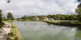 Vue du port. © Région Bourgogne-Franche-Comté, Inventaire du patrimoine