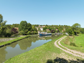 Vue d'ensemble du village. © Région Bourgogne-Franche-Comté, Inventaire du patrimoine