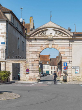 fortification d'agglomération portail © Région Bourgogne-Franche-Comté, Inventaire du patrimoine