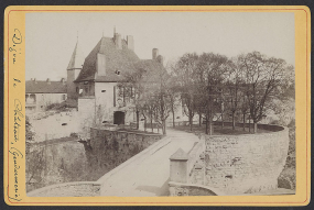 porte de ville château fort © Archives départementales de la Côte-d'Or, Dijon