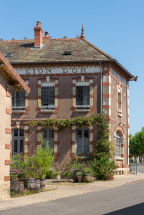 hôtel restaurant établissement de danse © Région Bourgogne-Franche-Comté, Inventaire du patrimoine