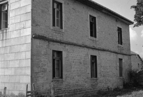 Façade latérale gauche. © Région Bourgogne-Franche-Comté, Inventaire du patrimoine