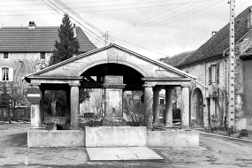 Vue de face. © Région Bourgogne-Franche-Comté, Inventaire du patrimoine