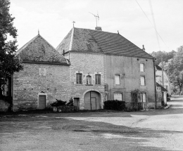 Façade principale, partie droite. © Région Bourgogne-Franche-Comté, Inventaire du patrimoine