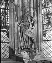 L'évêque vu de face. © Région Bourgogne-Franche-Comté, Inventaire du patrimoine