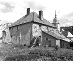 Façades postérieure et latérale gauche. © Région Bourgogne-Franche-Comté, Inventaire du patrimoine