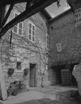 Façade sur la cour. © Région Bourgogne-Franche-Comté, Inventaire du patrimoine