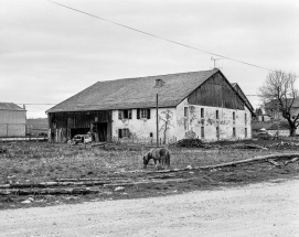 Façades postérieure et latérale gauche. © Région Bourgogne-Franche-Comté, Inventaire du patrimoine