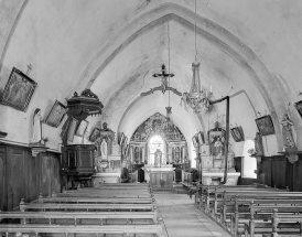 Intérieur : nef et choeur vus de l'entrée. © Région Bourgogne-Franche-Comté, Inventaire du patrimoine