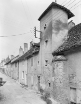 Vue générale de la rue Haute du Bourg. © Région Bourgogne-Franche-Comté, Inventaire du patrimoine