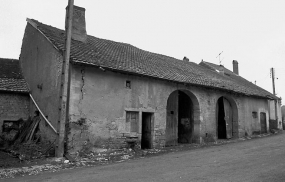 Vue de trois quarts gauche. © Région Bourgogne-Franche-Comté, Inventaire du patrimoine