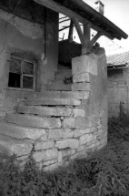 Escalier extérieur. © Région Bourgogne-Franche-Comté, Inventaire du patrimoine