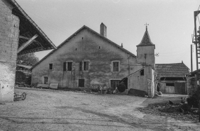 Habitation : façade latérale gauche. © Région Bourgogne-Franche-Comté, Inventaire du patrimoine