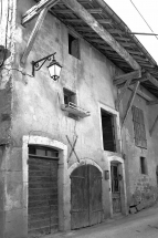 Façade antérieure vue de trois quarts gauche. © Région Bourgogne-Franche-Comté, Inventaire du patrimoine